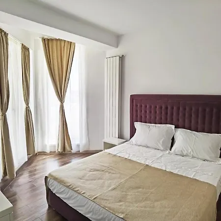 Vanilla Apartment